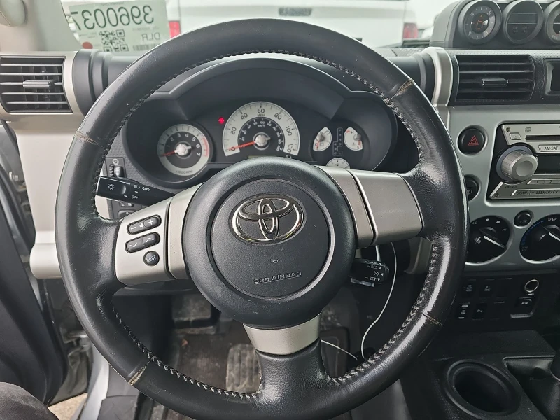 Toyota Fj cruiser, снимка 9 - Автомобили и джипове - 49111493