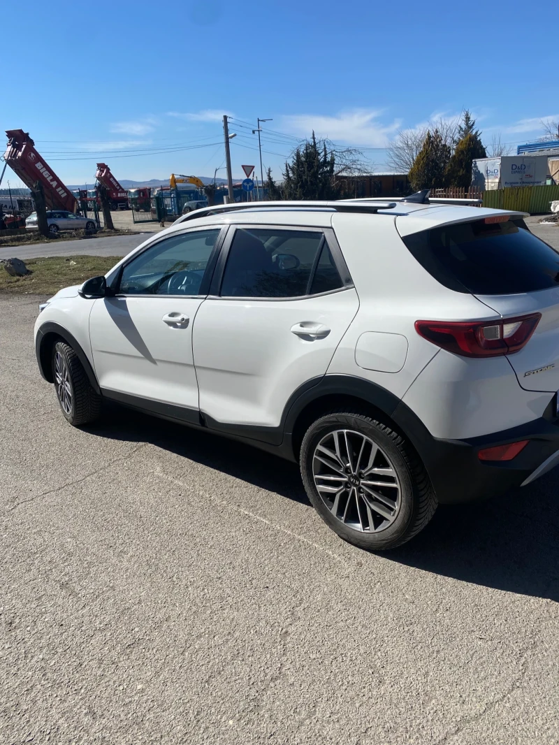 Kia Stonic 1.4   Navi , Камера 34000 км, снимка 12 - Автомобили и джипове - 49416700