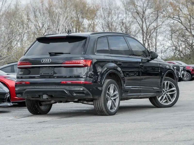 Audi Q7 2021* TECHNIK* MATRIX* AMBIENT* PANO* BLACK OPTIC*, снимка 5 - Автомобили и джипове - 52447017