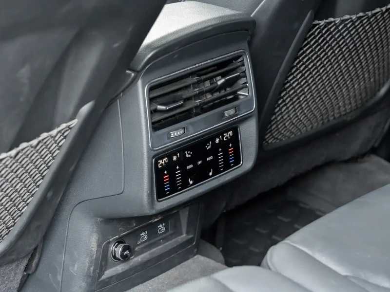 Audi Q7 2021* TECHNIK* MATRIX* AMBIENT* PANO* BLACK OPTIC*, снимка 16 - Автомобили и джипове - 52447017