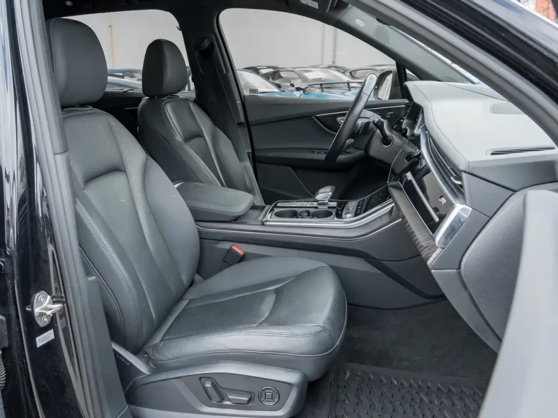 Audi Q7 2021* TECHNIK* MATRIX* AMBIENT* PANO* BLACK OPTIC*, снимка 14 - Автомобили и джипове - 52447017