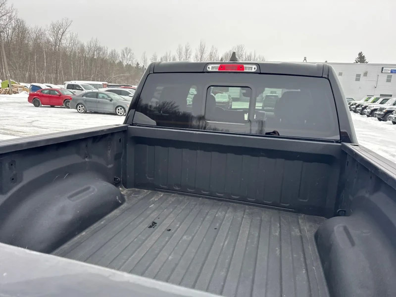 Dodge RAM 1500 4x4 Sport Crew Cab* CARFAX* ОПЦИЯ ЗА ФИНАНСИРАНЕ* , снимка 13 - Автомобили и джипове - 53173268