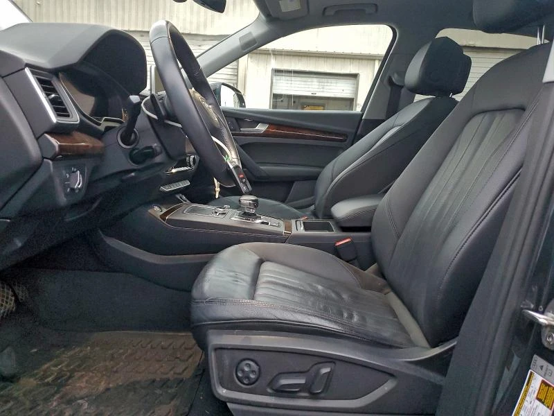 Audi Q5 PREMIUM PLUS, снимка 7 - Автомобили и джипове - 53213351