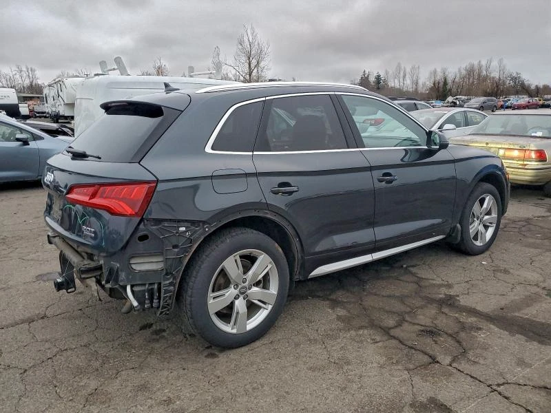 Audi Q5 PREMIUM PLUS, снимка 3 - Автомобили и джипове - 53213351