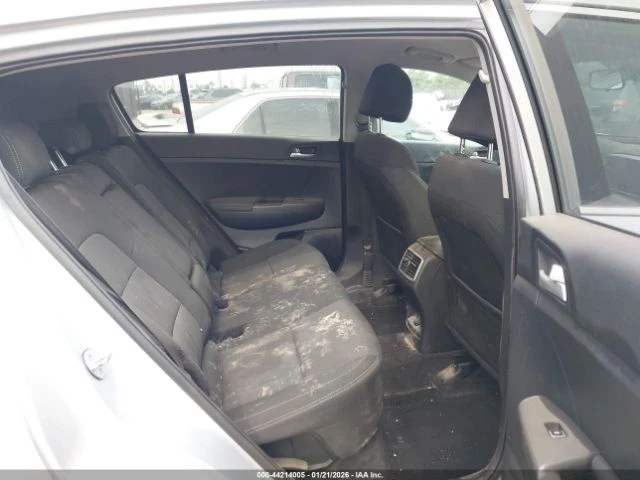 Kia Sportage ПОДГРЕВ* КАМЕРА* КЕЙЛЕС* LANE* ASSIST, снимка 15 - Автомобили и джипове - 53623700