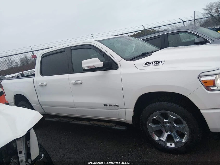 Dodge RAM 1500 5.7l Big Horn/Lone Star 4X4 5'7 Box, снимка 13 - Автомобили и джипове - 53906160