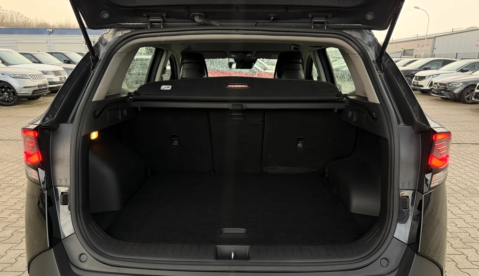 Kia Sportage 1.6 T-GDI , снимка 15 - Автомобили и джипове - 53952790