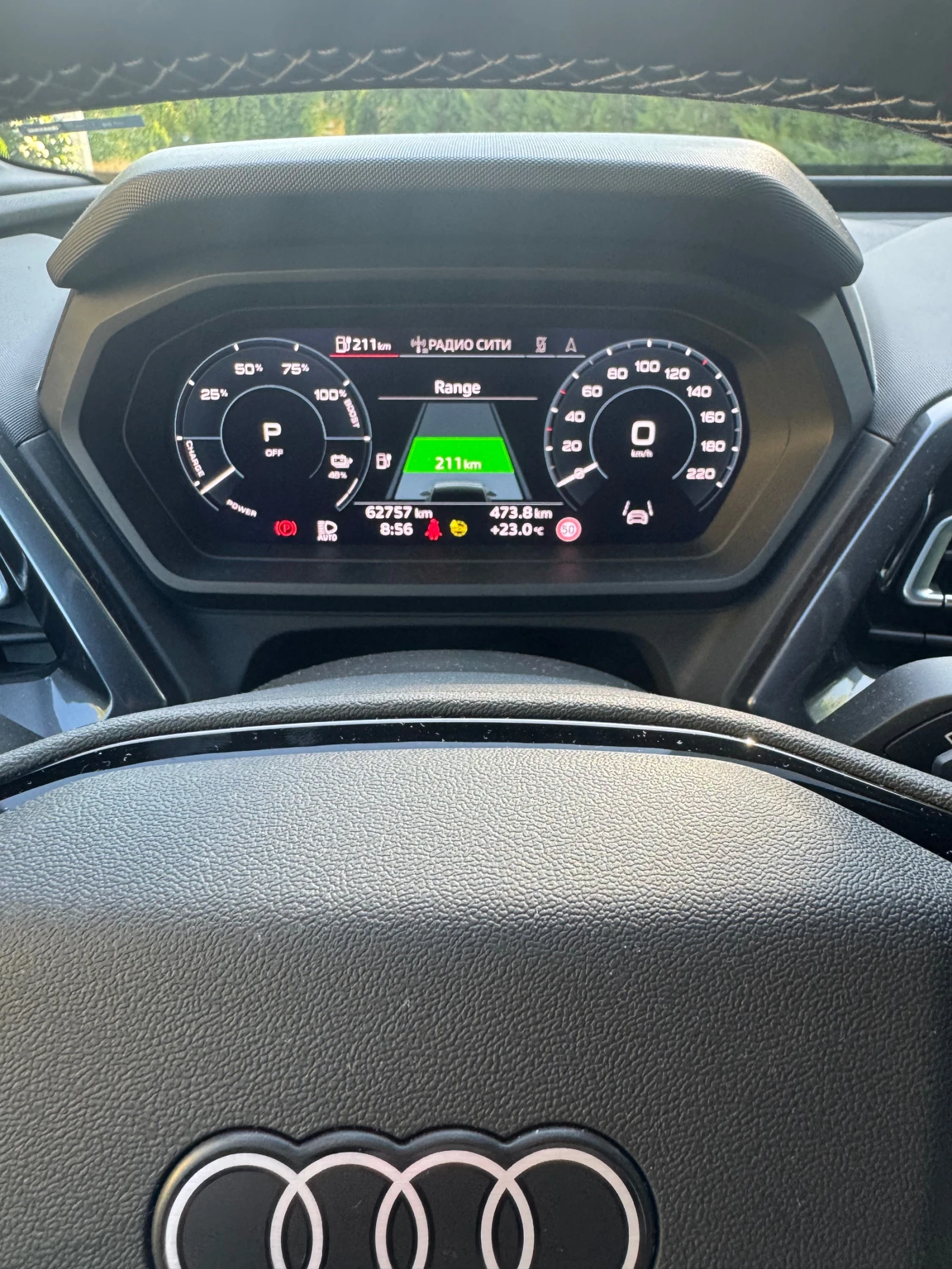 Audi Q4, снимка 14 - Автомобили и джипове - 54486093