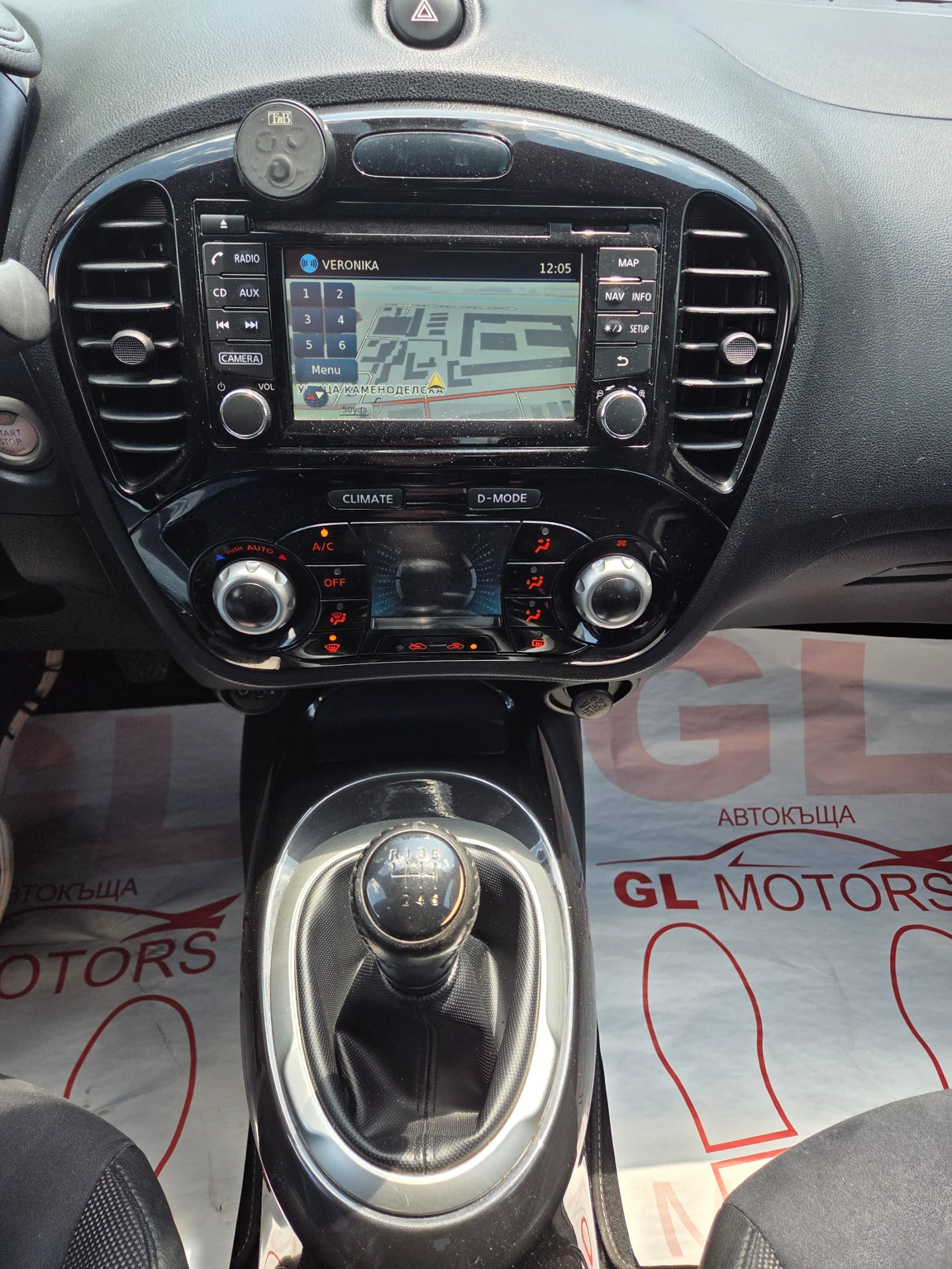 Nissan Juke Acenta, снимка 13 - Автомобили и джипове - 54978595