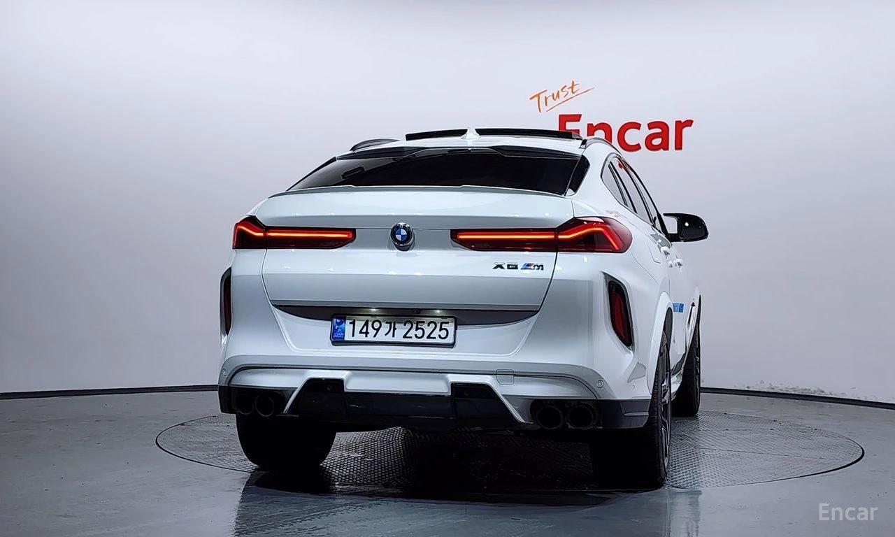 BMW X6 M* POWER* BOWER* WILKINS* ОБДУХВАНЕ* ДИСТРОНИК* ХЕ, снимка 4 - Автомобили и джипове - 55422387