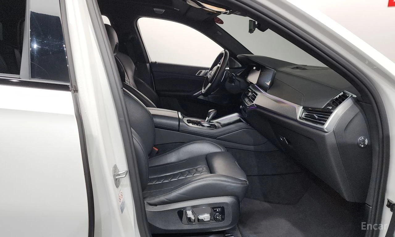 BMW X6 M* POWER* BOWER* WILKINS* ОБДУХВАНЕ* ДИСТРОНИК* ХЕ, снимка 13 - Автомобили и джипове - 55422387