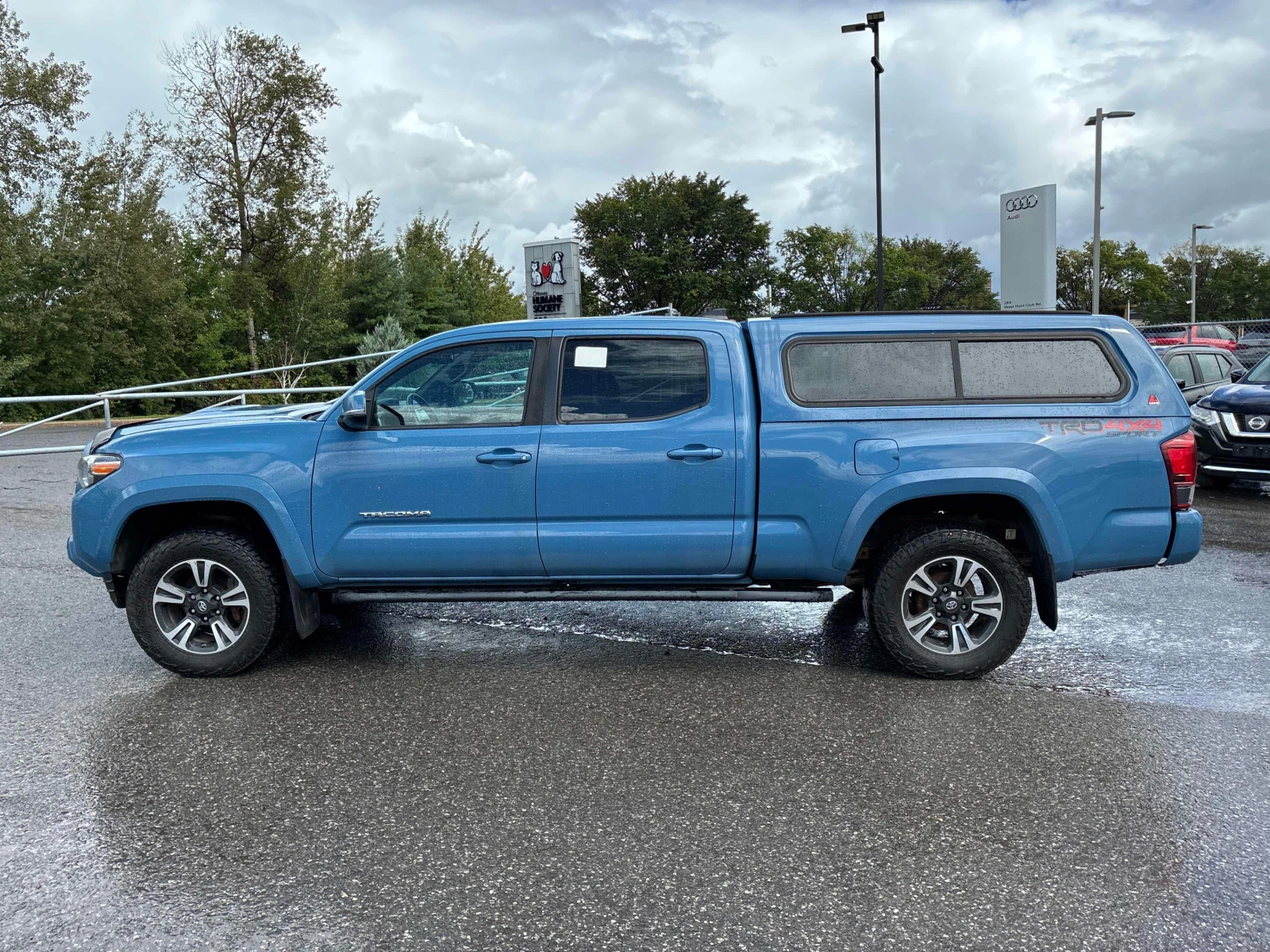 Toyota Tacoma * SR5 * АВТОКРЕДИТ  БЕЗ ПЪРВОНАЧАЛНА ВНОСКА* , снимка 2 - Автомобили и джипове - 55832556