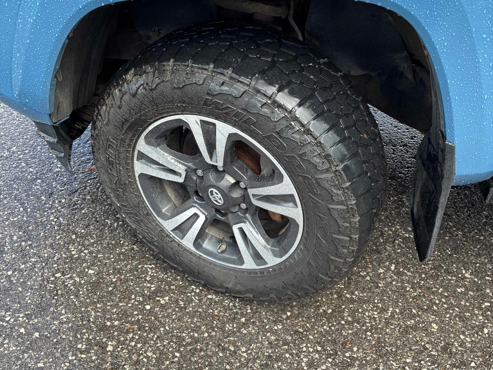 Toyota Tacoma * SR5 * АВТОКРЕДИТ  БЕЗ ПЪРВОНАЧАЛНА ВНОСКА* , снимка 7 - Автомобили и джипове - 55832556