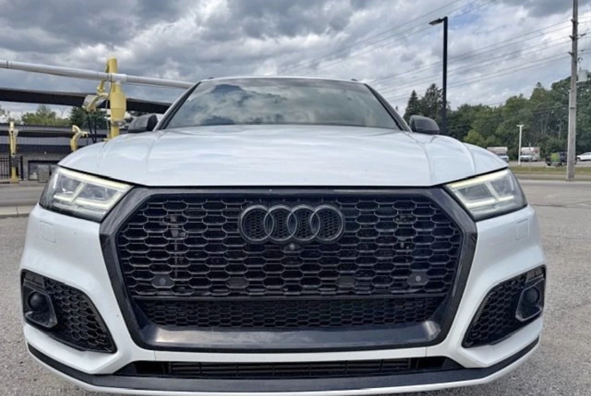Audi SQ5 3.0Т * PRESTIGE * 360 CAMERA * ПАНОРАМА * CARFAX *, снимка 2 - Автомобили и джипове - 55844142
