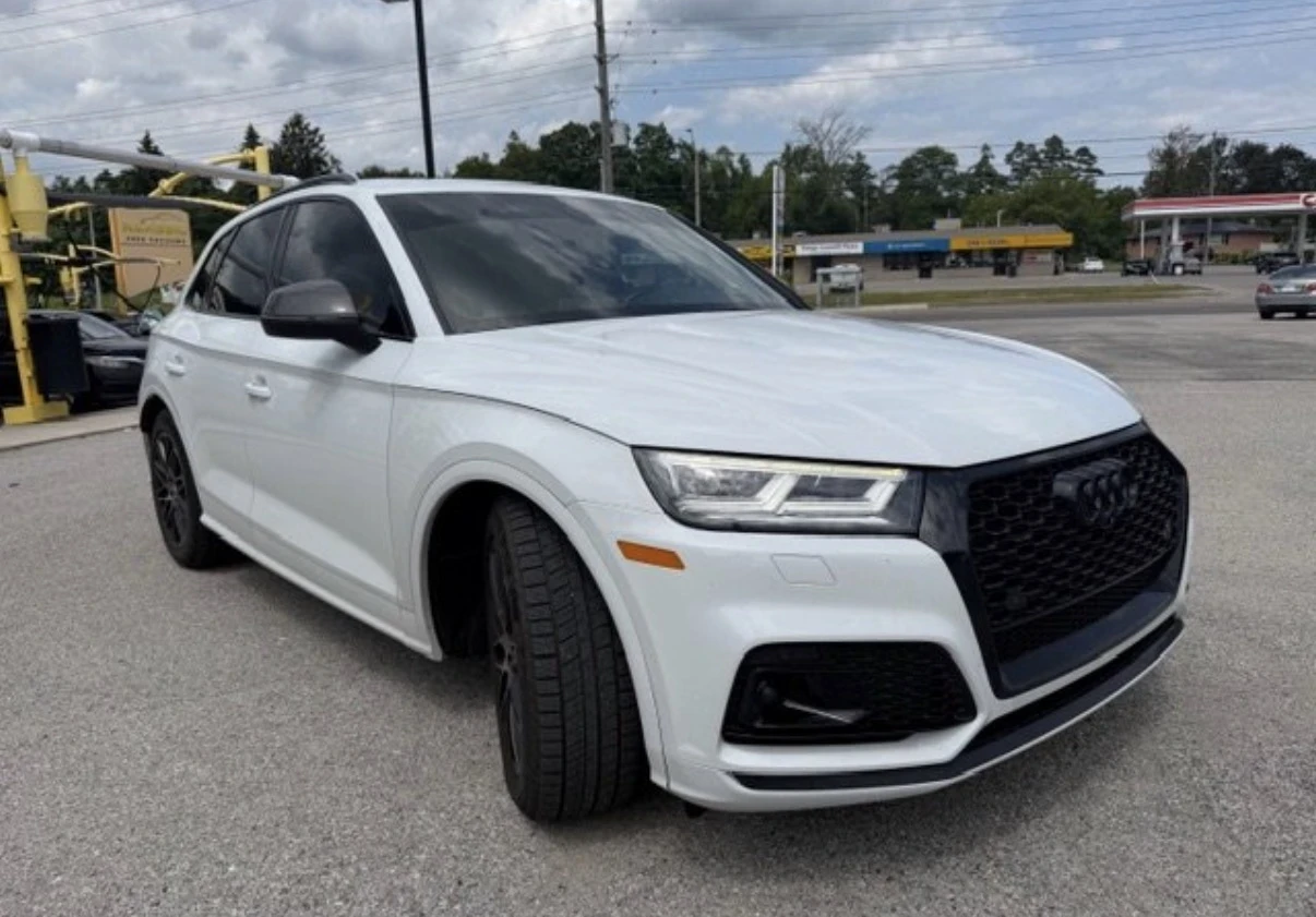 Audi SQ5 3.0Т * PRESTIGE * 360 CAMERA * ПАНОРАМА * CARFAX *, снимка 3 - Автомобили и джипове - 55844142