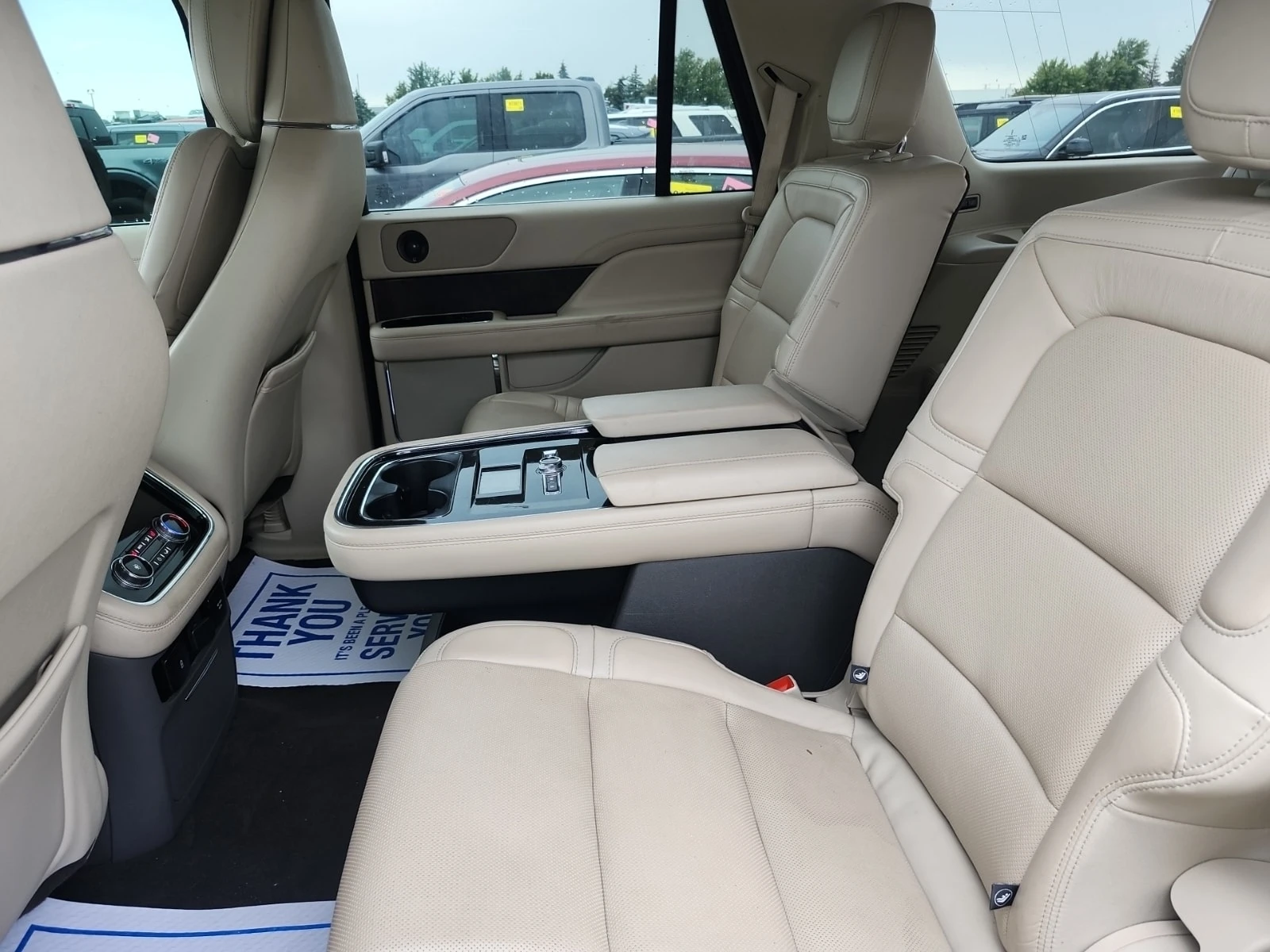 Lincoln Navigator * RESERVE * CARFAX *  | Mobile.bg � ����������� 9