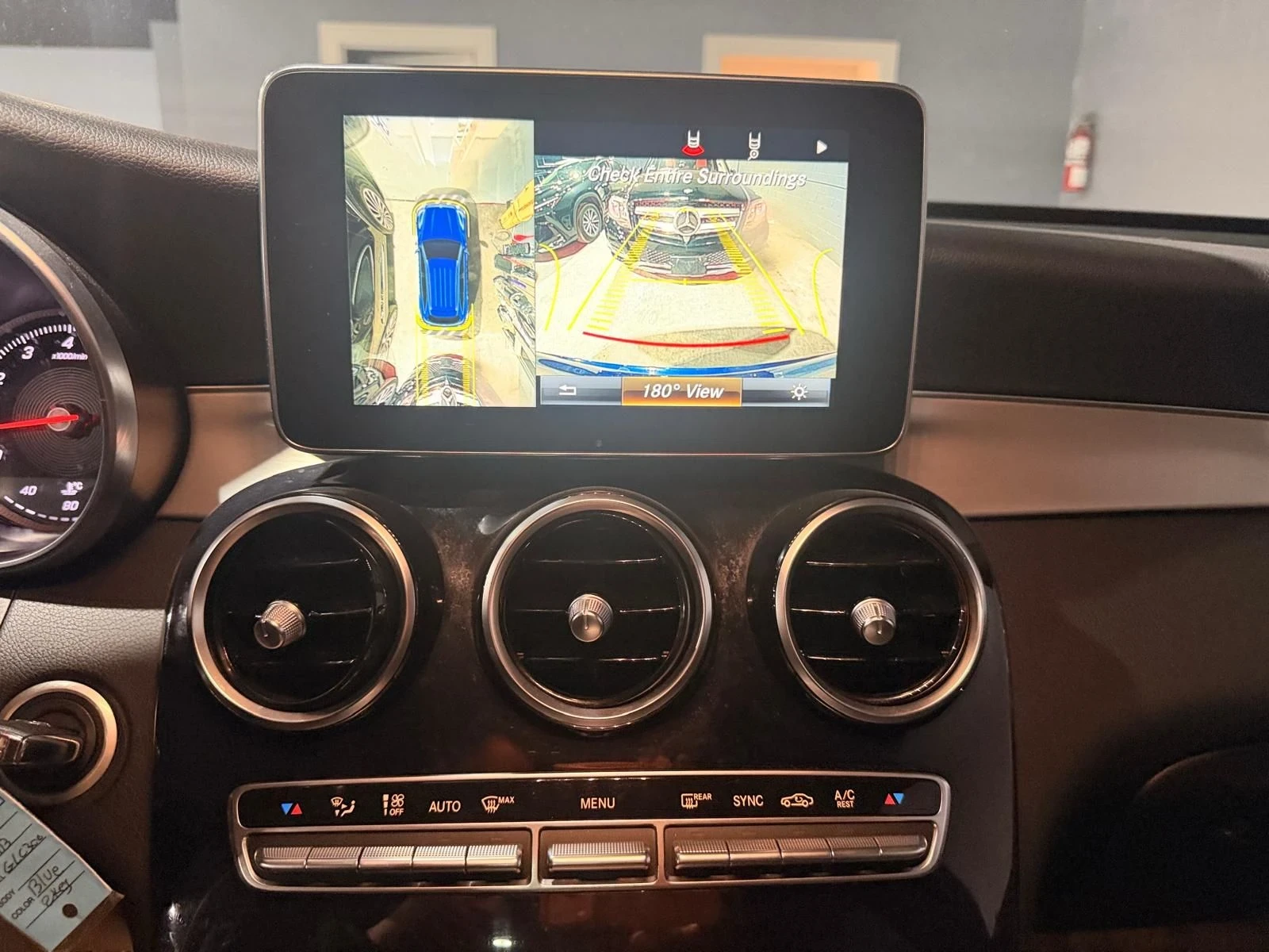 Mercedes-Benz GLC 300 Amg-pack* 360* Pano* 2ключа* , снимка 10 - Автомобили и джипове - 55956643