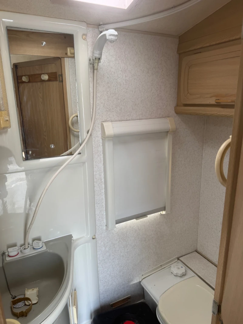 Каравана Други Lunar Clubman, снимка 8 - Каравани и кемпери - 52544435