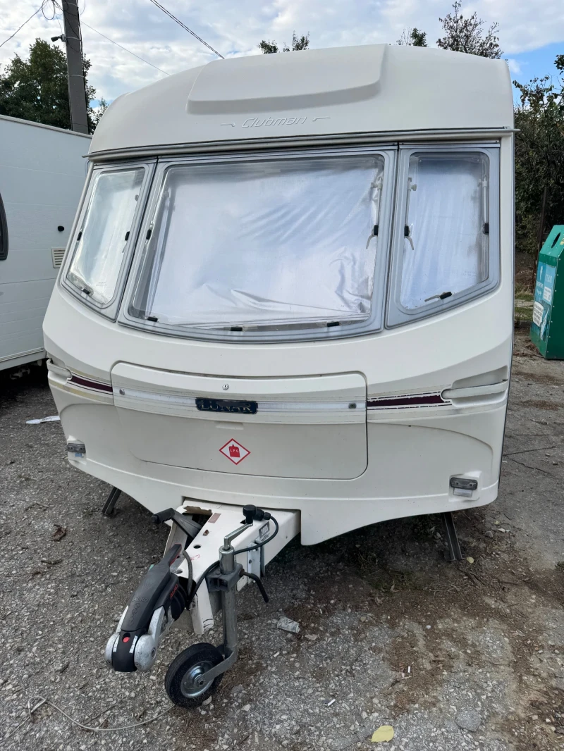 Каравана Други Lunar Clubman, снимка 4 - Каравани и кемпери - 52544435