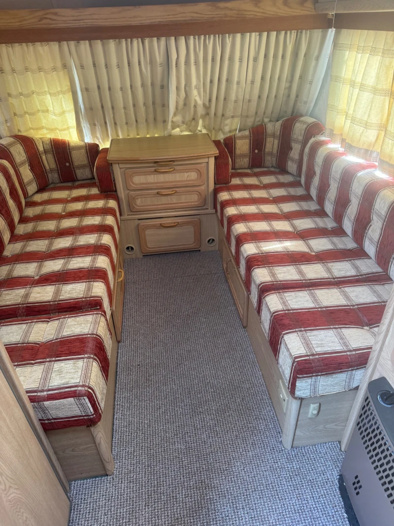 Каравана Други Lunar Clubman, снимка 6 - Каравани и кемпери - 52544435