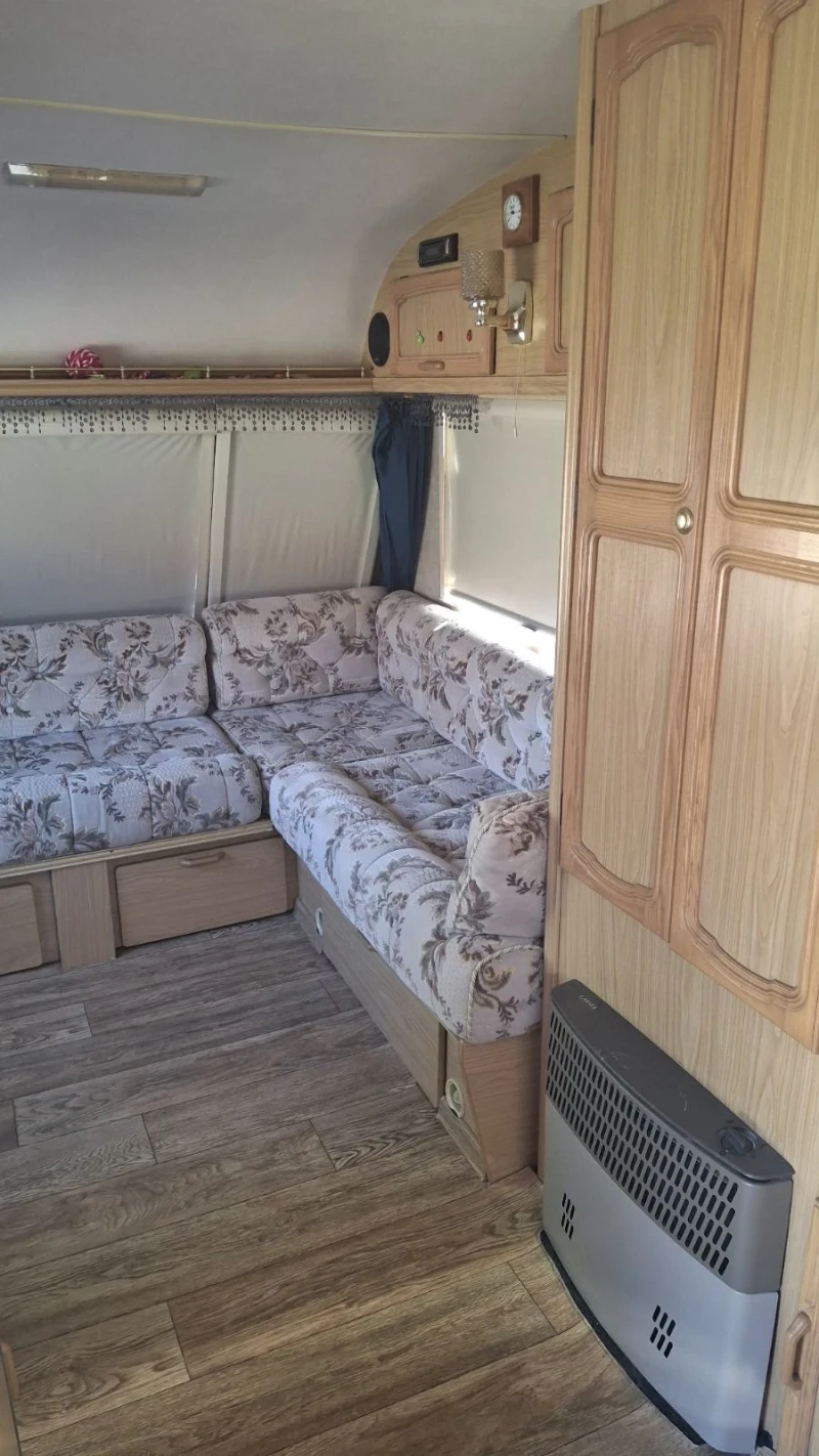 Каравана Bailey Pageant cabriolet, снимка 6 - Каравани и кемпери - 52471551