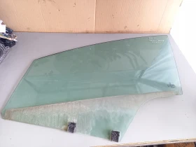 Стъкло предно ляво Пежо 5008 (с)