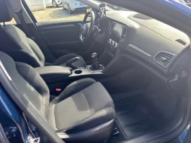 Renault Megane TCe 140 бензин BVM6 - 15400 € / 30119.78 лв. - 38326625 12