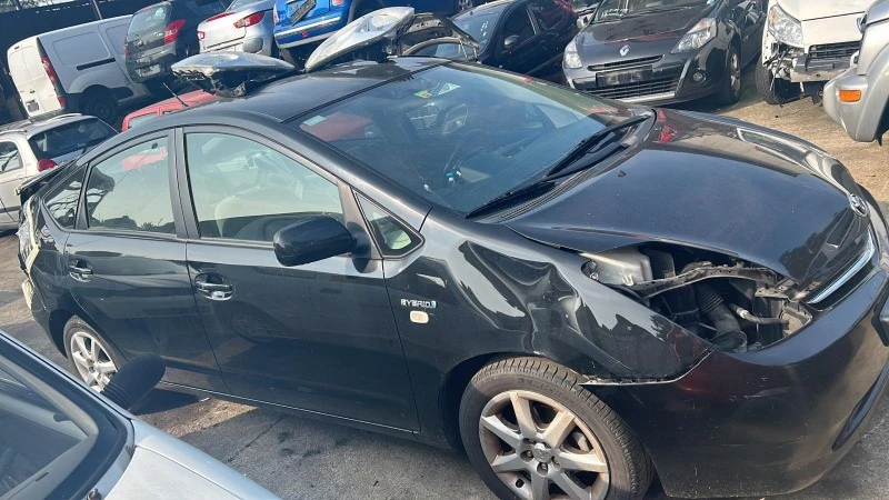 Toyota Prius 1.5 ---2 броя, снимка 10 - Автомобили и джипове - 38938025