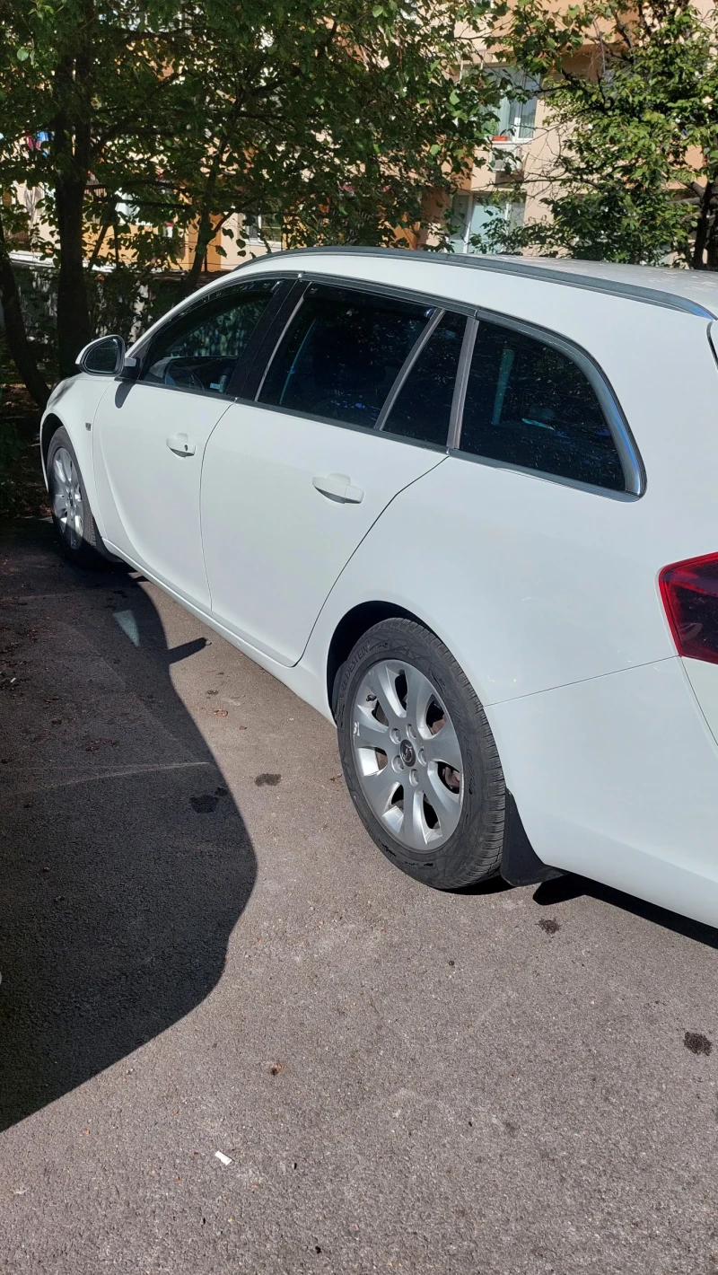 Opel Insignia, снимка 17 - Автомобили и джипове - 46999720