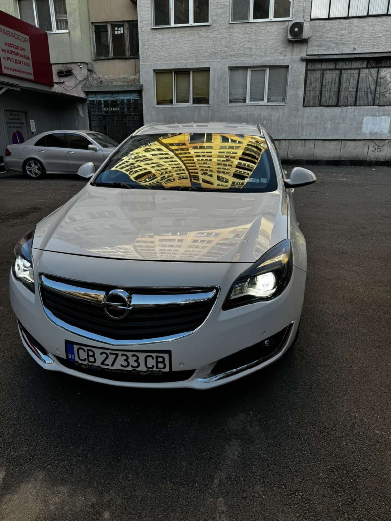 Opel Insignia, снимка 2 - Автомобили и джипове - 46423304