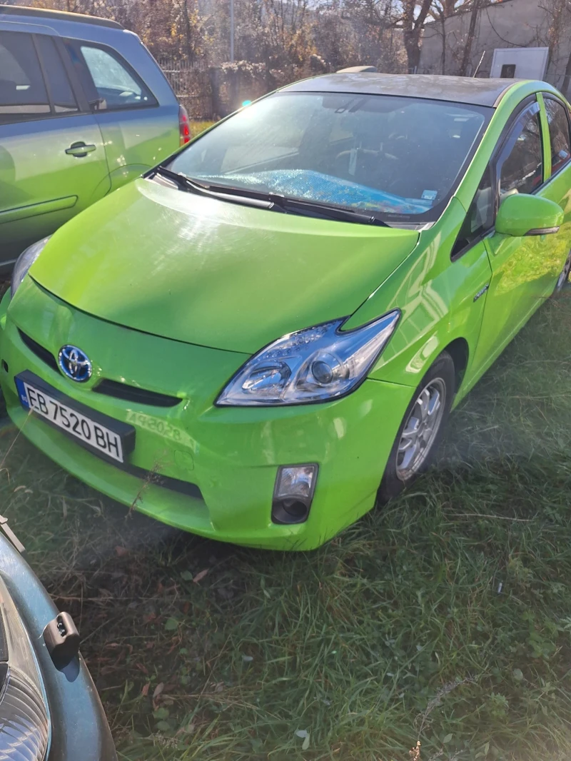 Toyota Prius, снимка 1 - Автомобили и джипове - 48484388