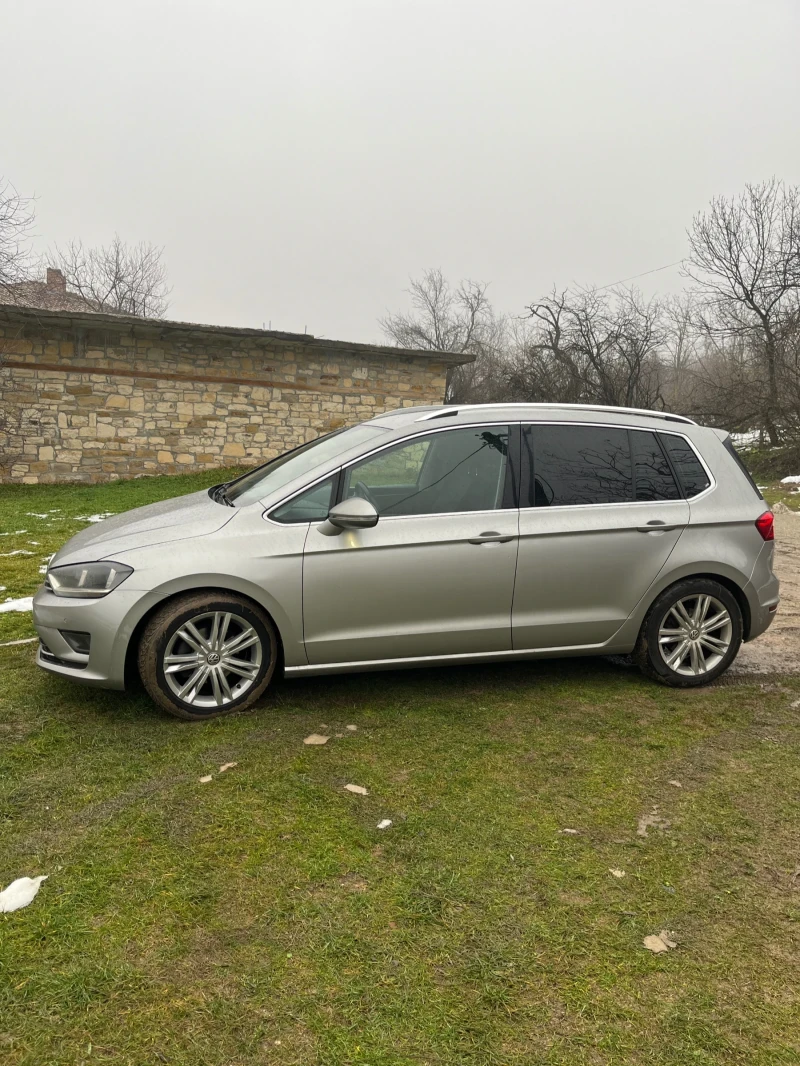 VW Sportsvan 1.6dizel, снимка 5 - Автомобили и джипове - 48454826