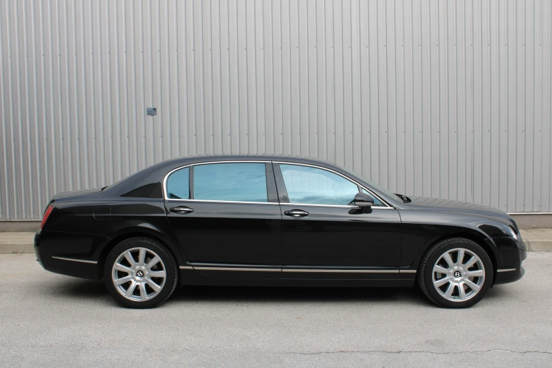 Bentley Flying Spur, снимка 2 - Автомобили и джипове - 49005913