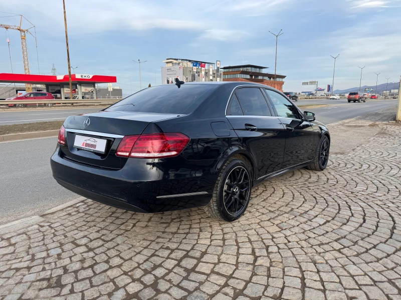 Mercedes-Benz E 350 Bluetec/4Matic/Panorama, снимка 4 - Автомобили и джипове - 49440531