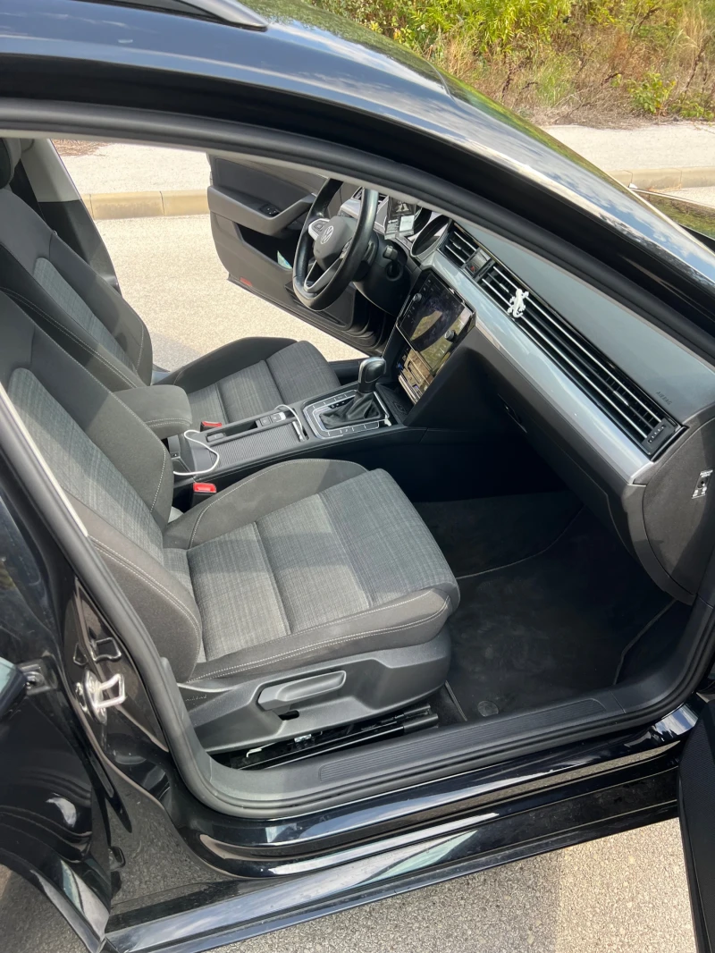 VW Passat, снимка 9 - Автомобили и джипове - 52551822