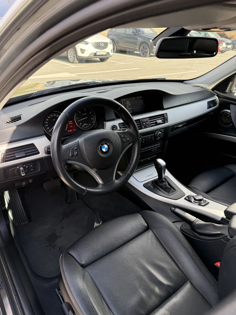 BMW 330 xdrive, снимка 11 - Автомобили и джипове - 52714169