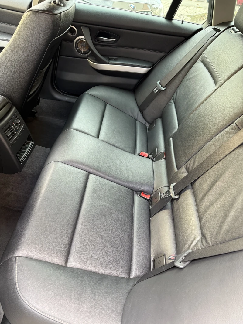 BMW 330 xdrive, снимка 13 - Автомобили и джипове - 52714169