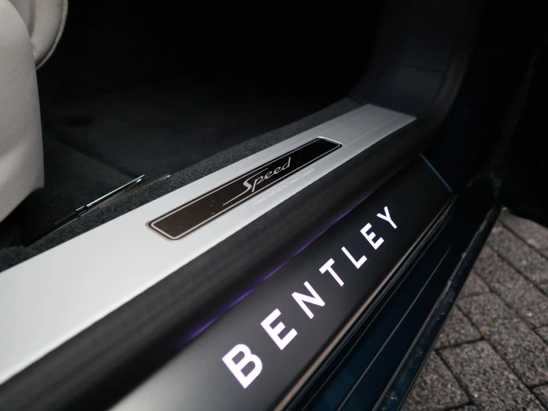 Bentley Flying Spur SPEED V8 HYBRID/TOURING/B&O/PANO/TV/, снимка 17 - Автомобили и джипове - 52747010