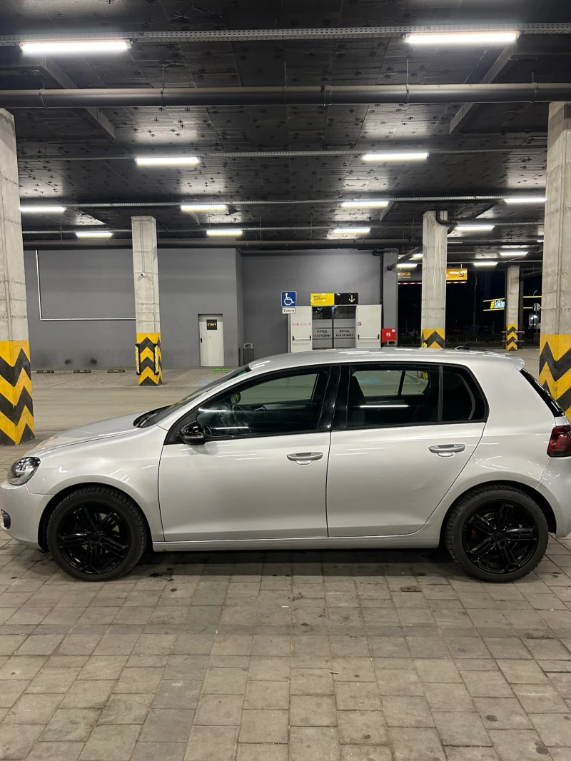 VW Golf 2.0tdi, снимка 7 - Автомобили и джипове - 53120651