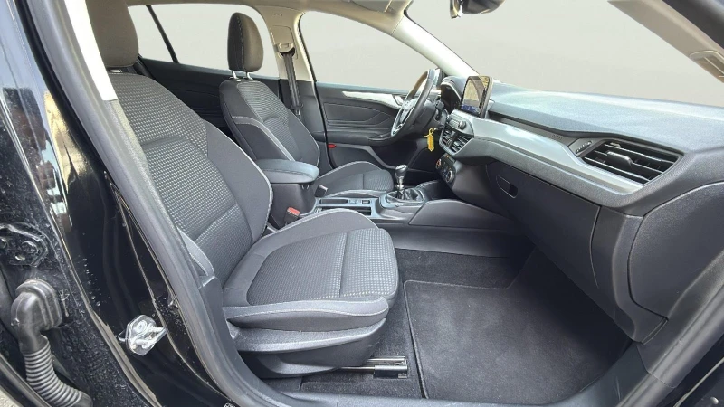 Ford Focus 1.0 EcoBoost, снимка 12 - Автомобили и джипове - 53255747