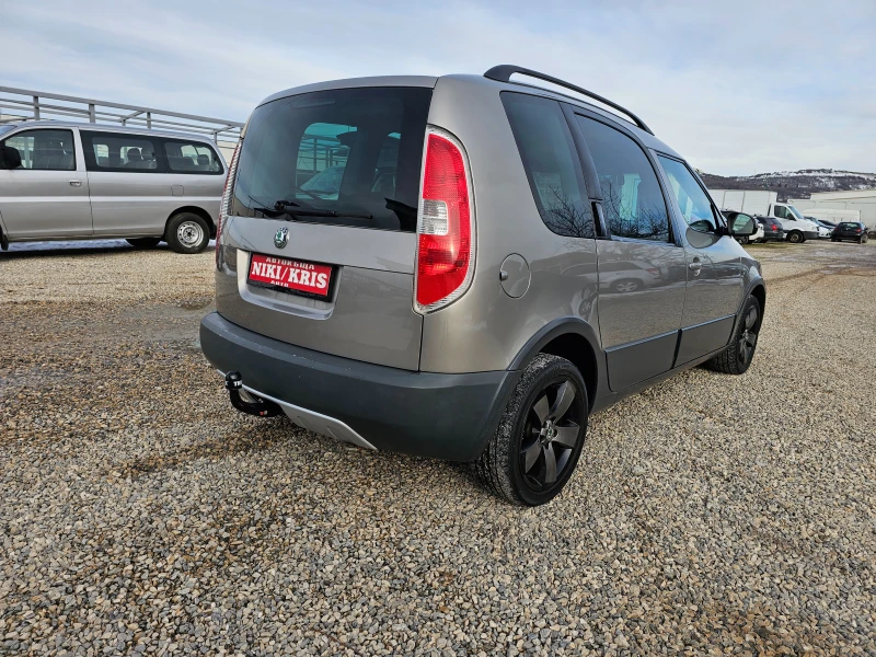 Skoda Roomster 1.4-90kc.///SCOUT///.GT-Sport 107000 км, снимка 5 - Автомобили и джипове - 53541447
