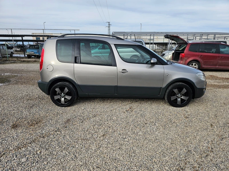 Skoda Roomster 1.4-90kc.///SCOUT///.GT-Sport 107000 км, снимка 4 - Автомобили и джипове - 53541447