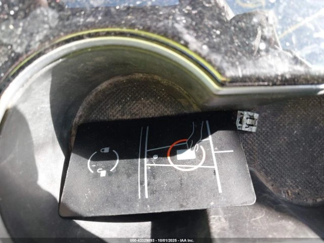 Tesla Model 3 STANDARD RANGE PLUS REAR-WHEEL DRIVE - изображение 10