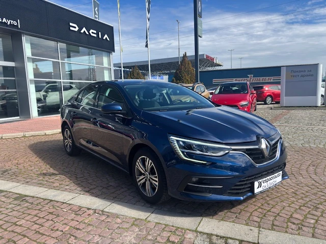 Renault Megane TCe 140 бензин BVM6, снимка 4 - Автомобили и джипове - 53877303