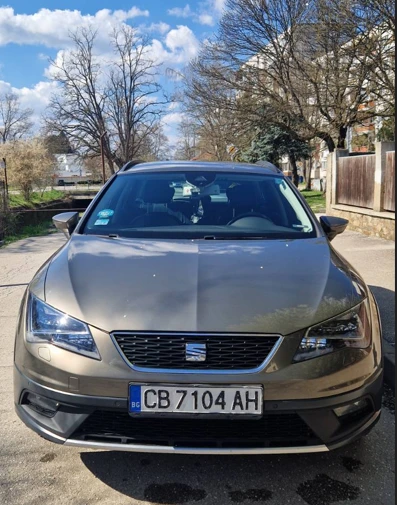 Seat Leon, снимка 11 - Автомобили и джипове - 54114790