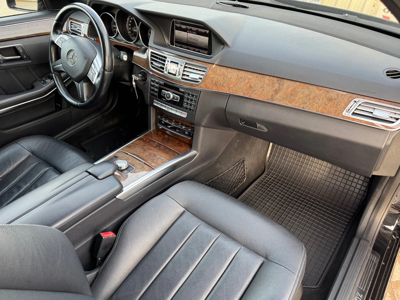 Mercedes-Benz E 350 Bluetec/4Matic/Panorama | Mobile.bg   13