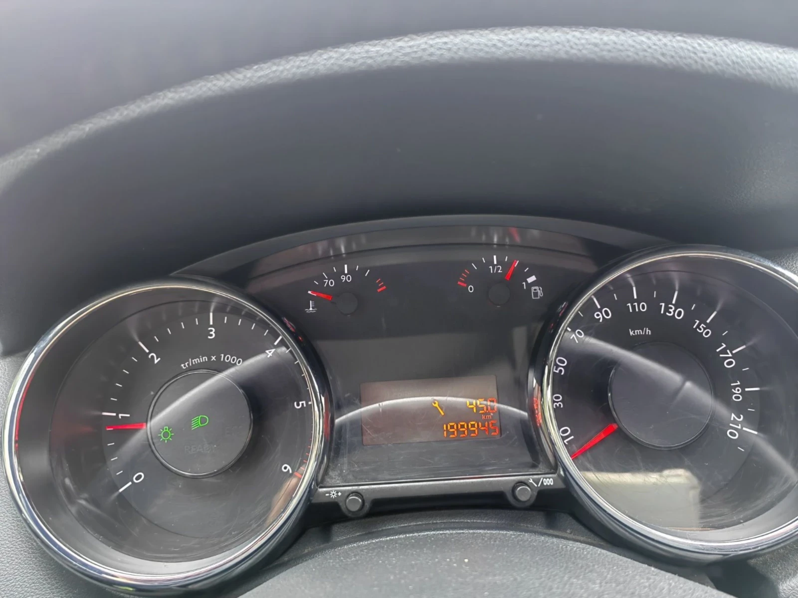 Peugeot 5008 1.6 HDI - изображение 10
