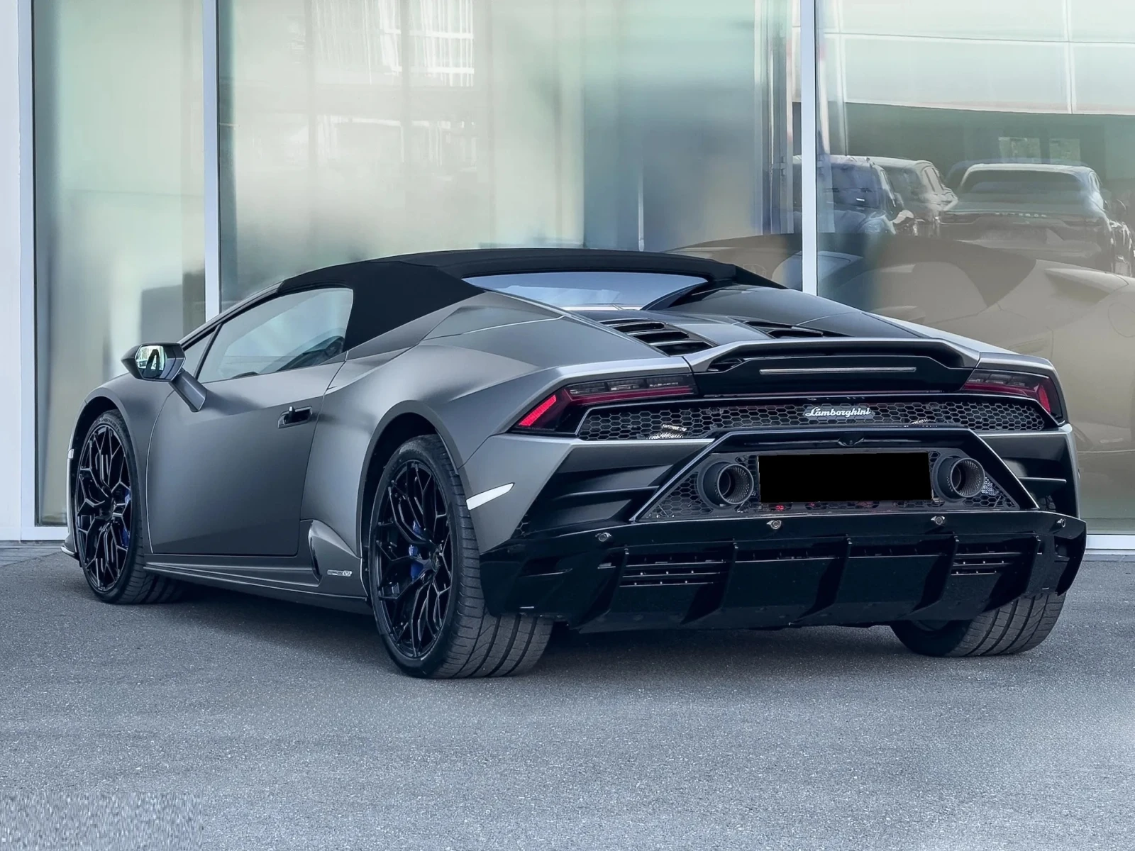 Lamborghini Huracan Evo Spyder - изображение 4