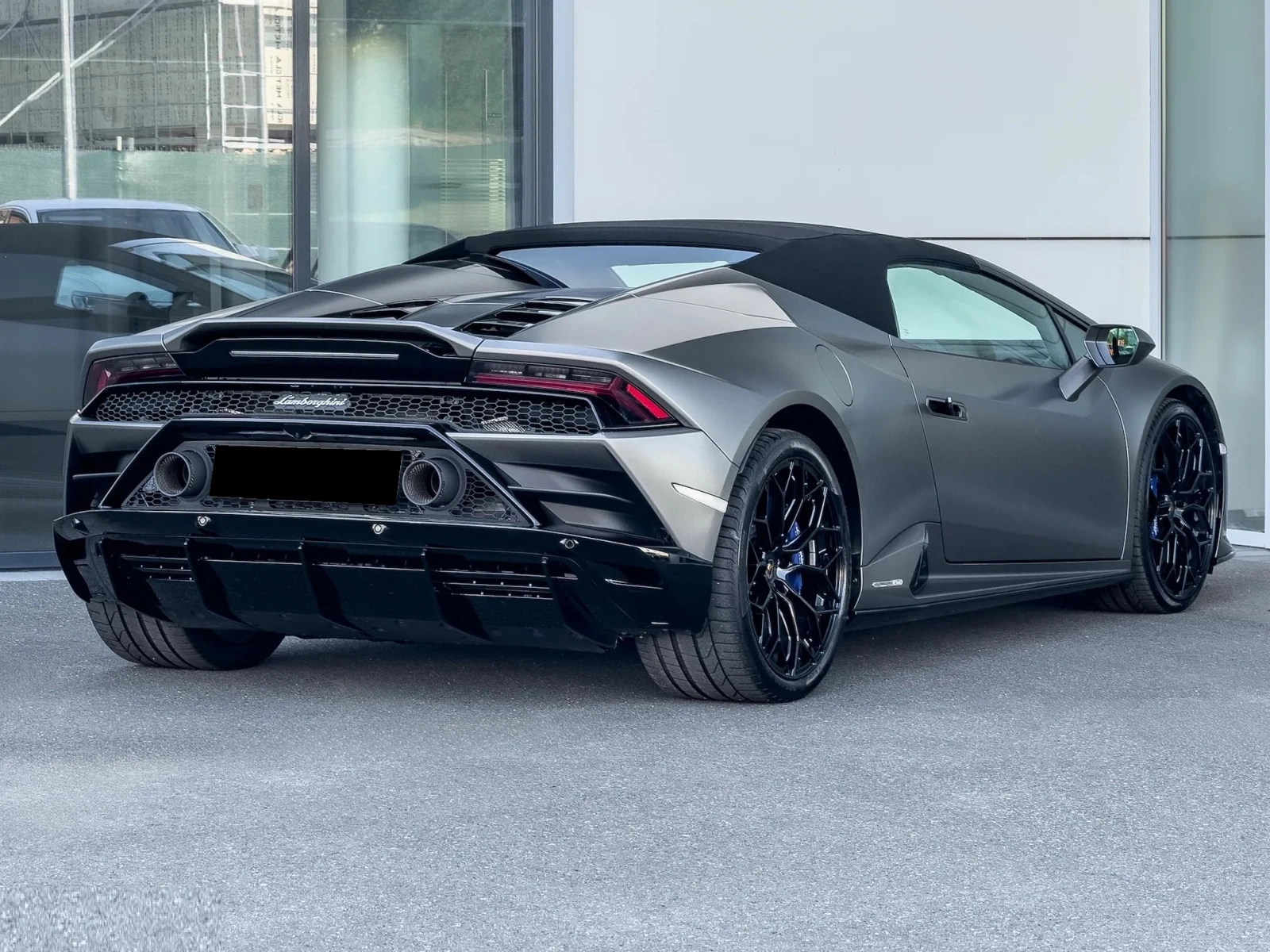 Lamborghini Huracan Evo Spyder - изображение 6