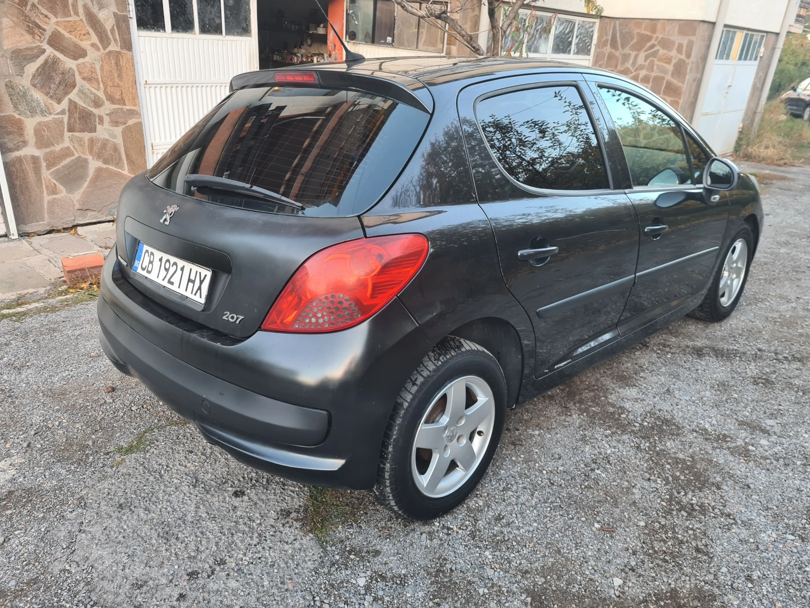 Peugeot 207 1.4 GAS  - изображение 4